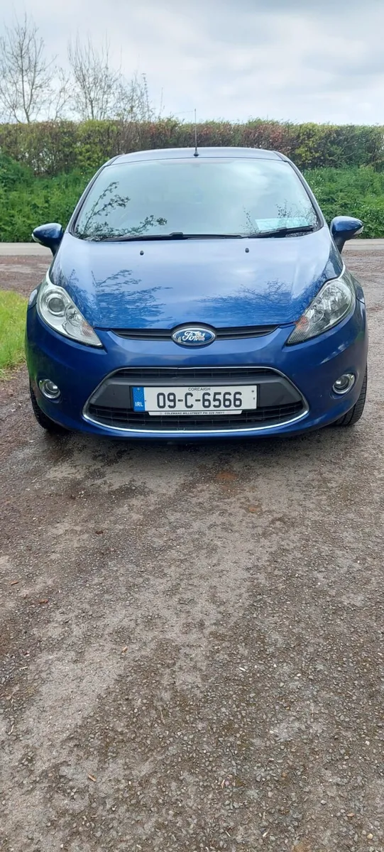 Ford Fiesta 09. Very Low Mileage - Image 4