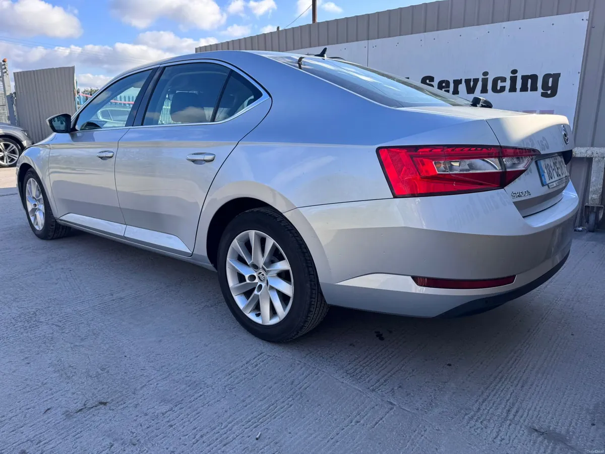 181 Skoda Superb 1.6TDI DSG AUTO Warranty - Image 3