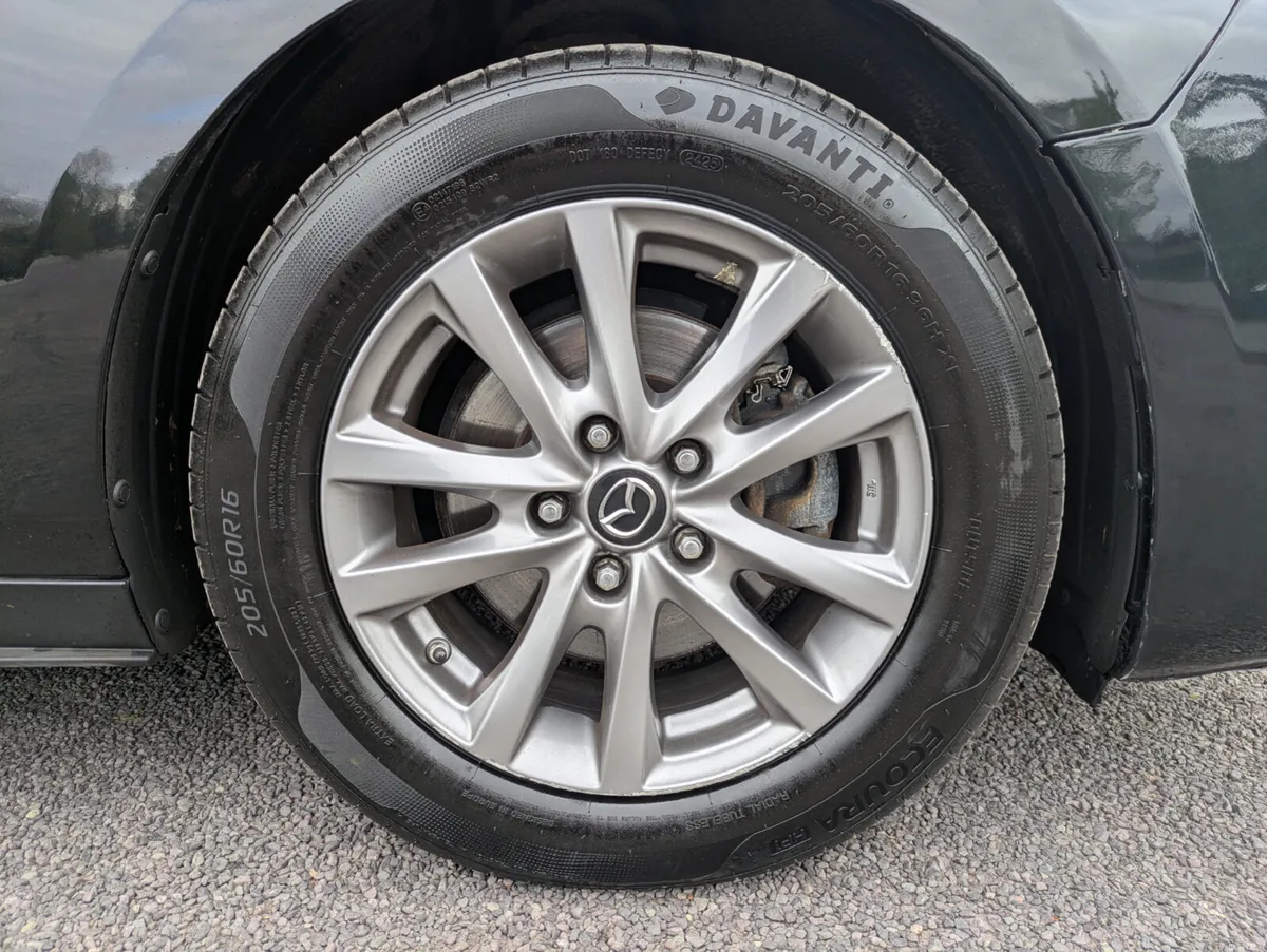 Mazda Mazda 3 GL-S  2019 - Image 3