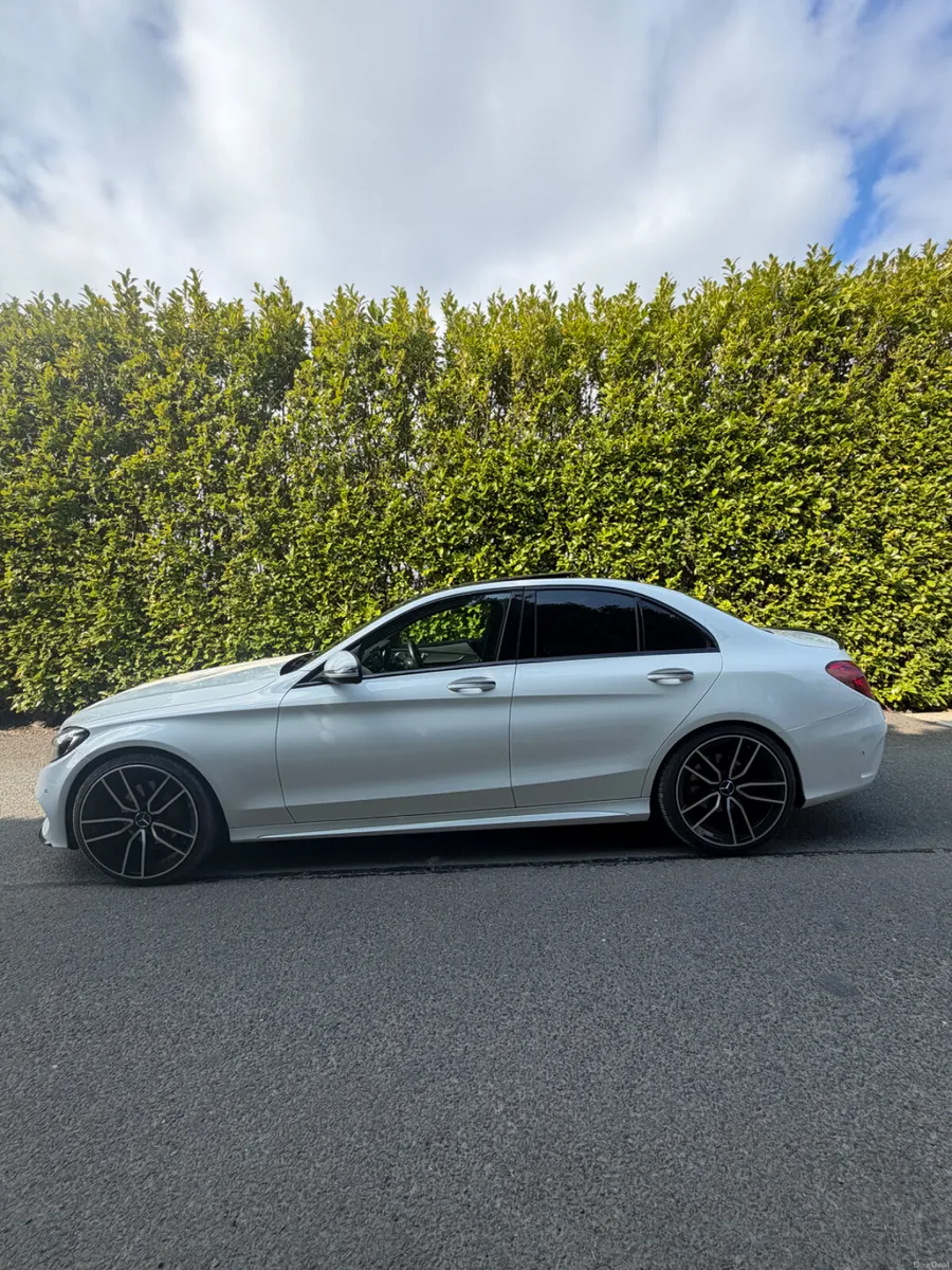 2016 MERCEDES BENZ AMG LINE PREMIUM PLUS - Image 4