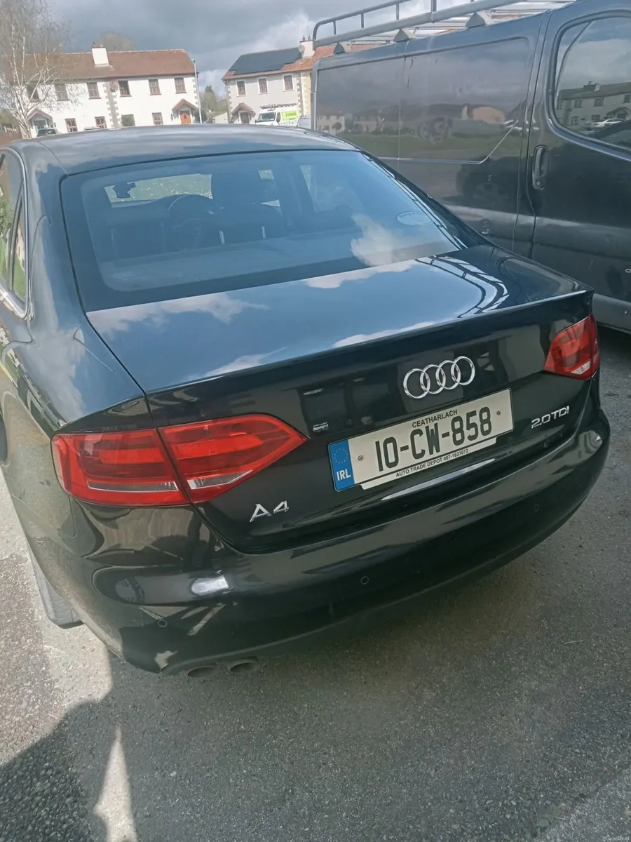 Audi A4 2010 - Image 4