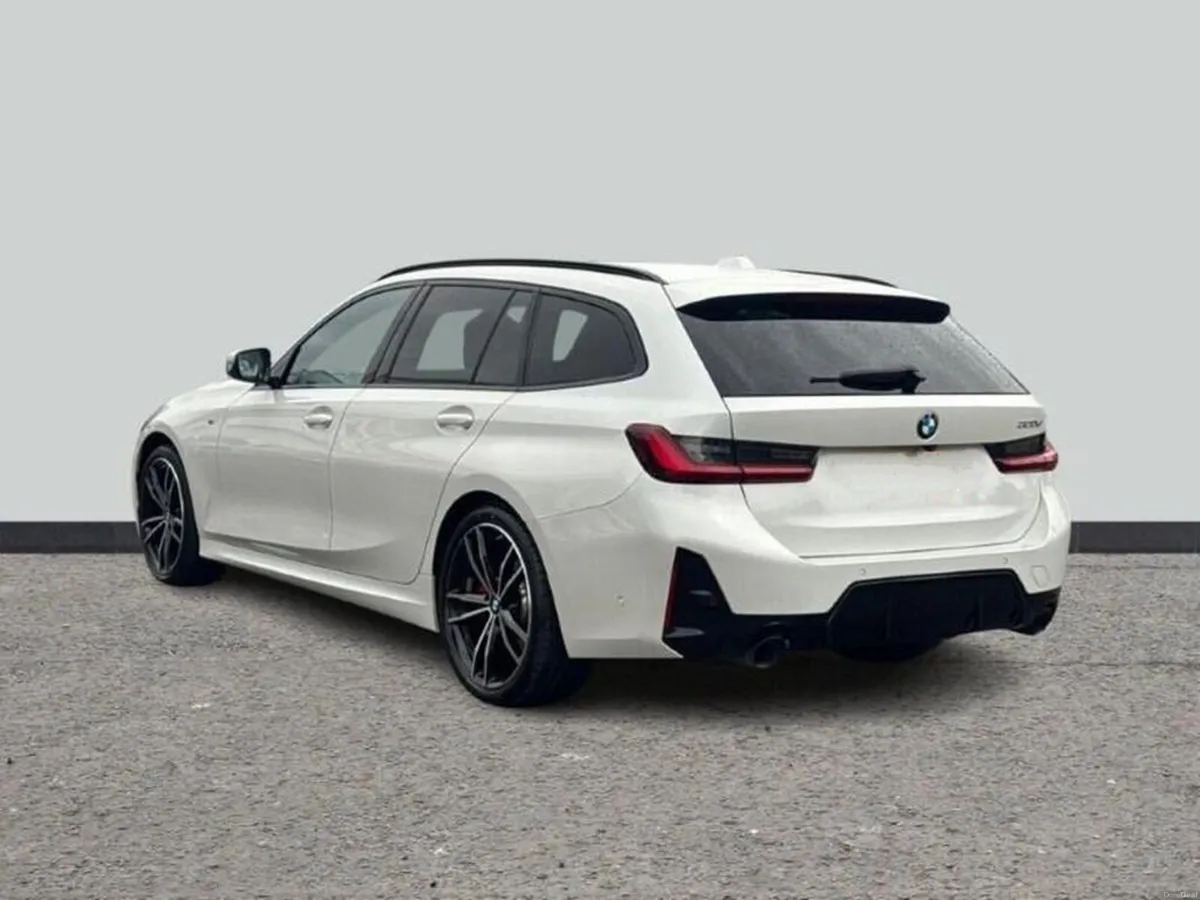 231 Bmw 330e Xdrive MSport - Image 2