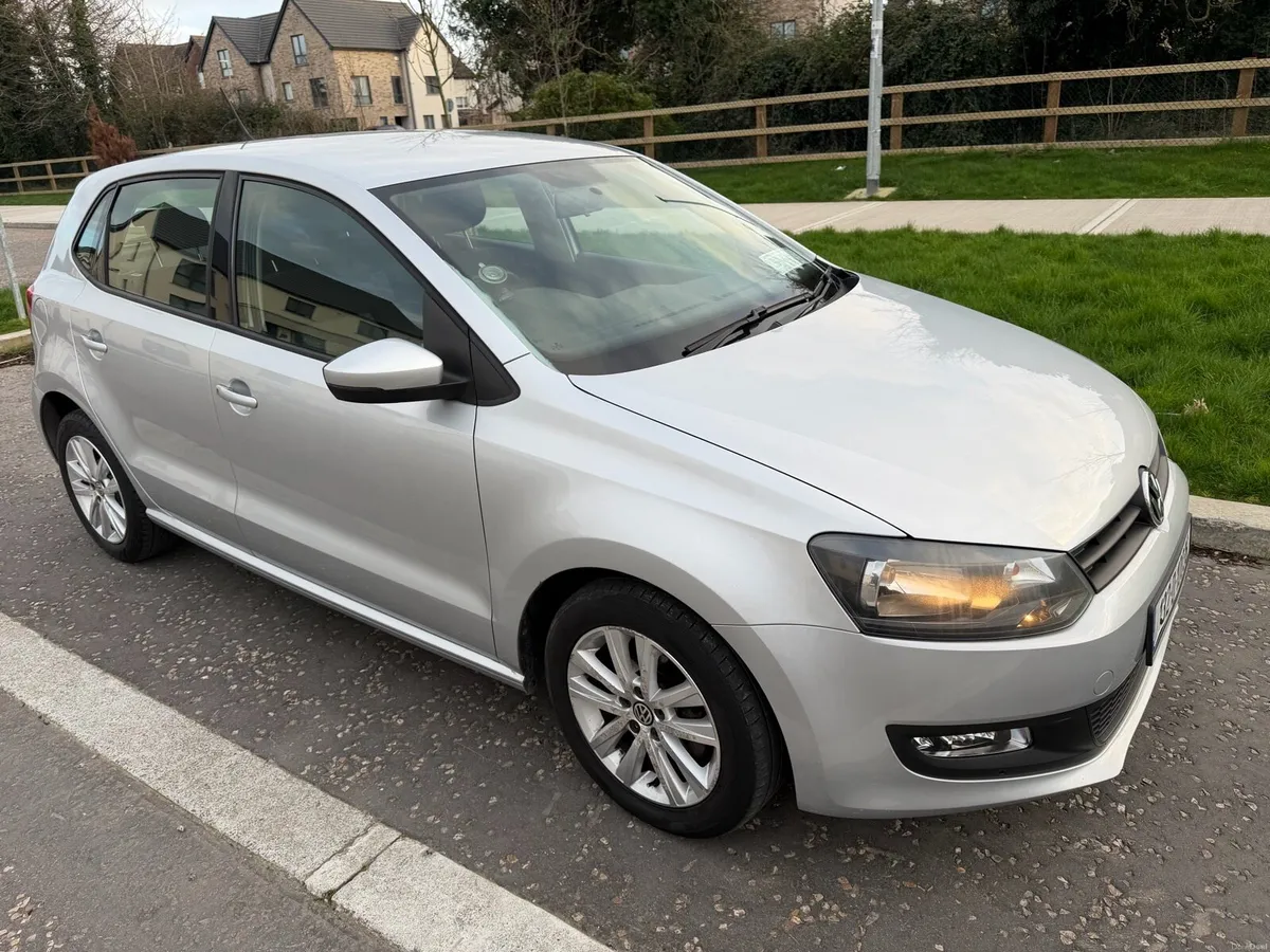2013 Volkswagen Polo only 74.000 km - Image 4