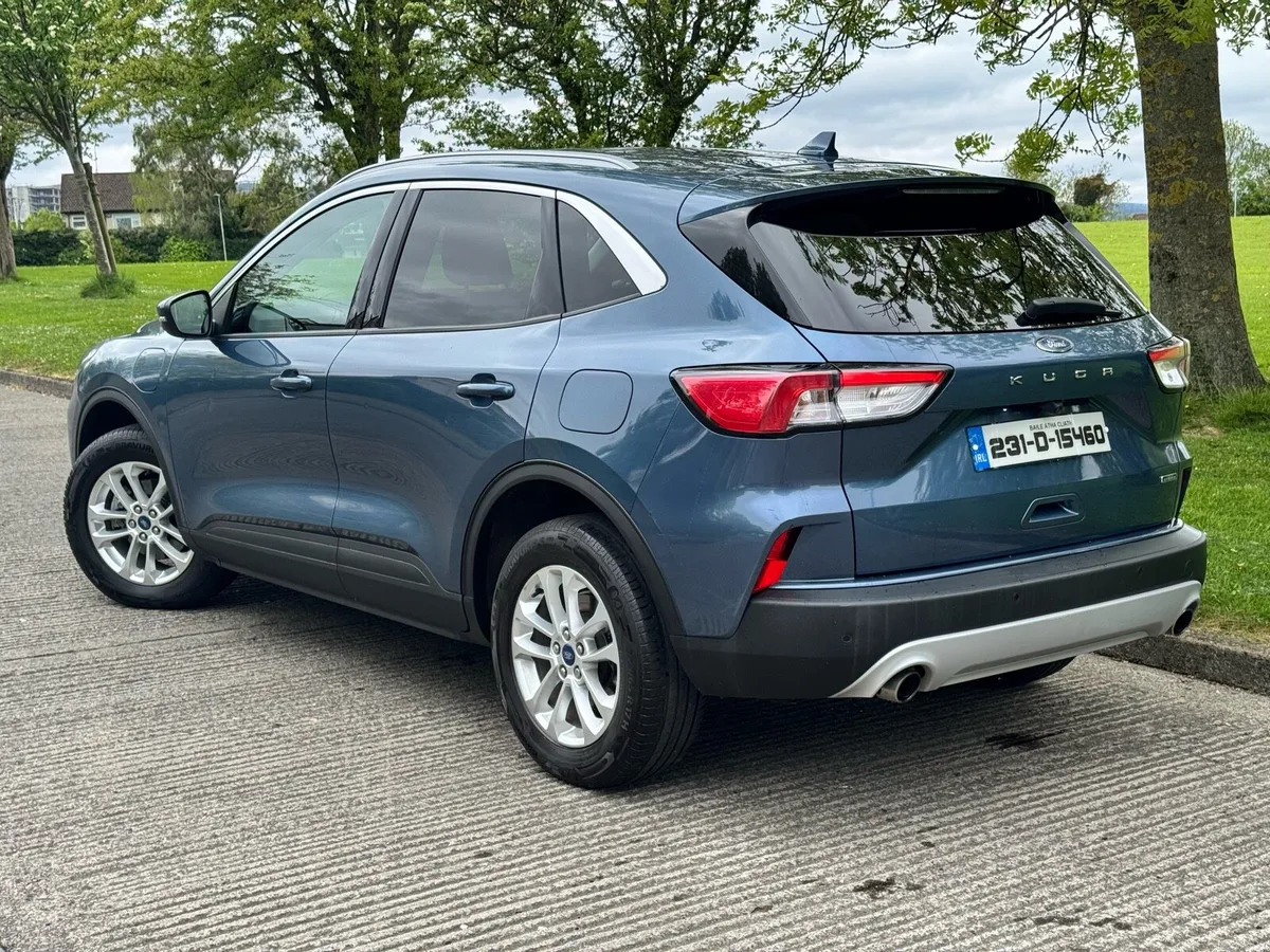 231 FORD KUGA TITANIUM 2.5 PETROL PHEV - Image 3
