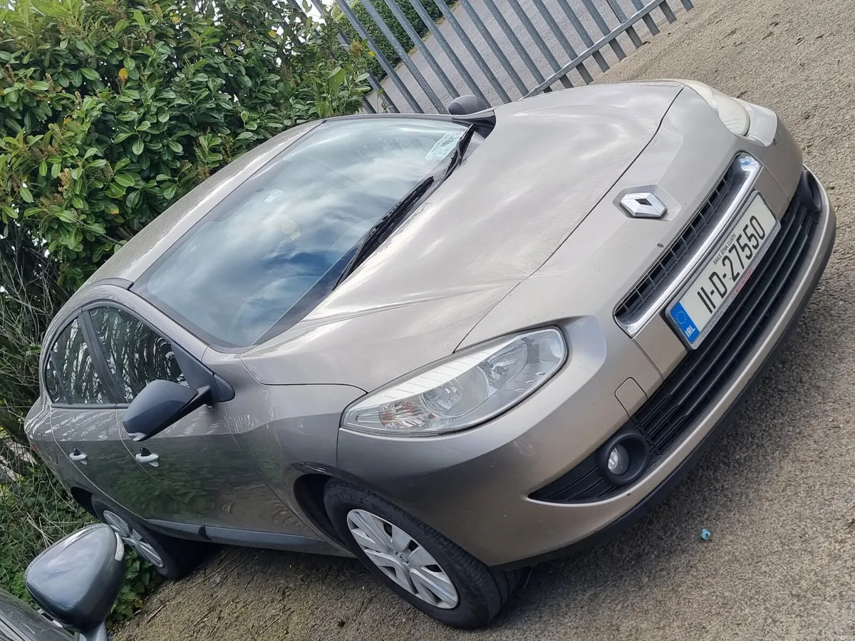 Renault Fluence 2011 diesel ⛽️ nct&tax €1990 - Image 4