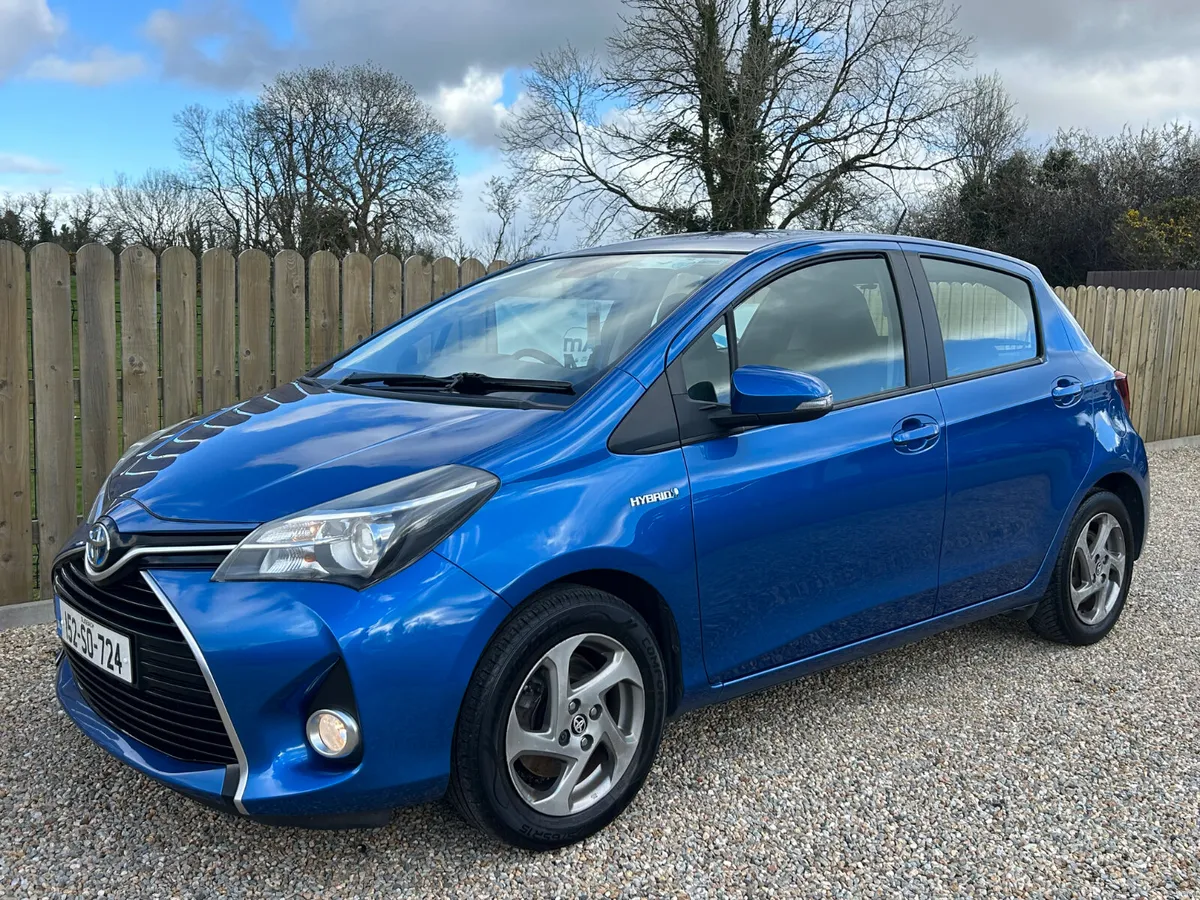 2015 Toyota Yaris Icon 1.5 Hybrid Automatic - Image 2