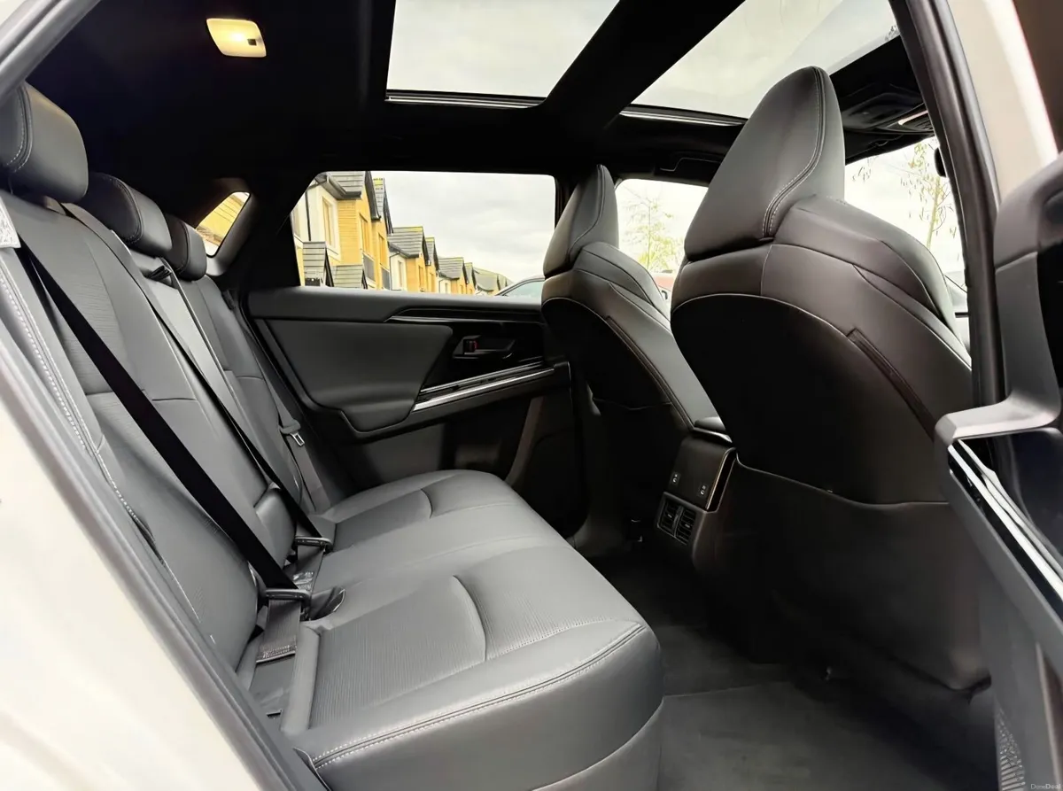 Toyota bZ4X 2023 - Image 4