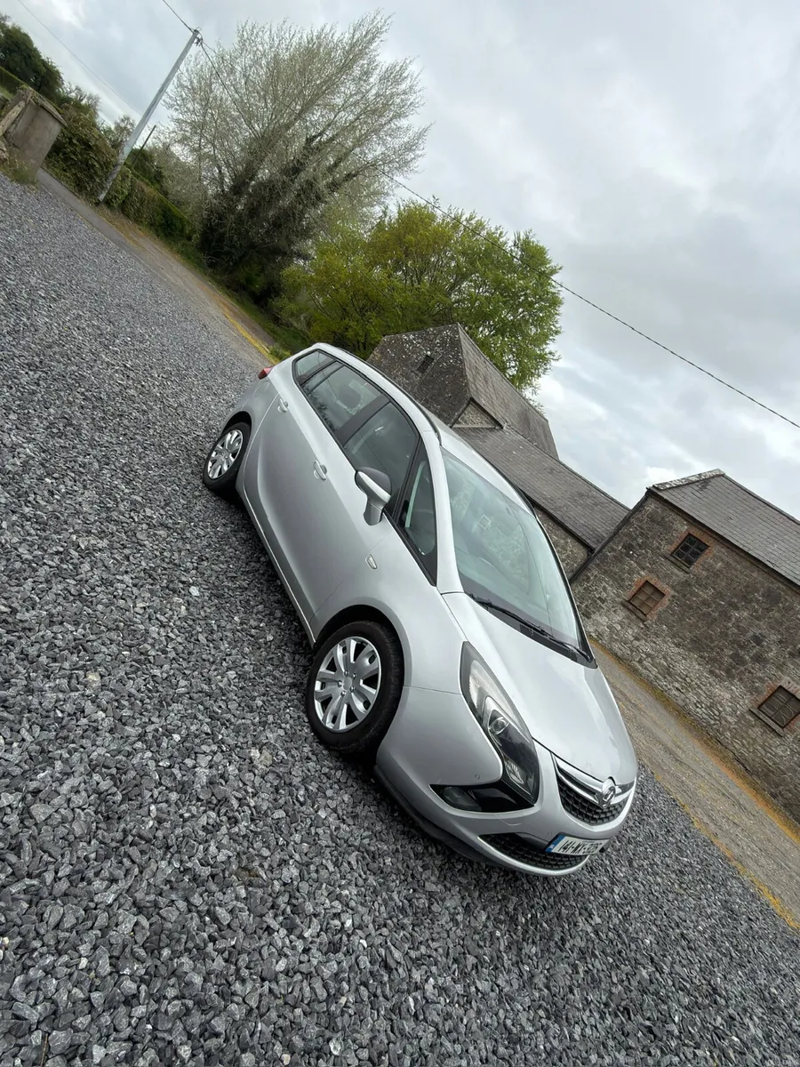 Vauxhall Zafira diesel 7 seater!!! - Image 1