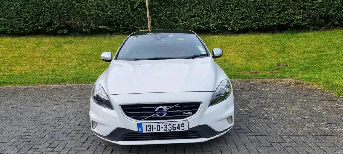 Volvo v40 2013 1.6 Diesel Manual - Image 1