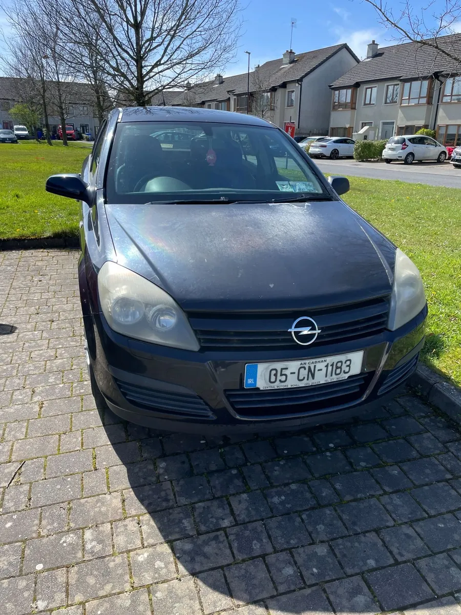 Opel Astra 2005 - Image 1