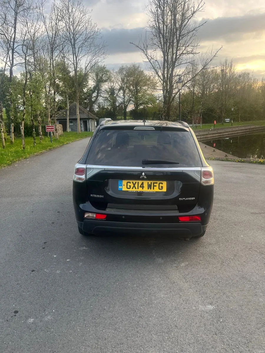 Mitsubishi Outlander 2014 - Image 4