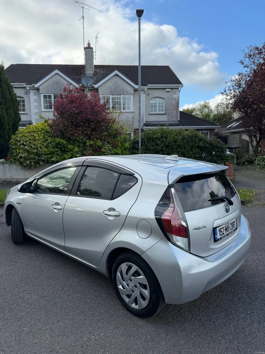 Toyota Aqua 2015 - Image 4