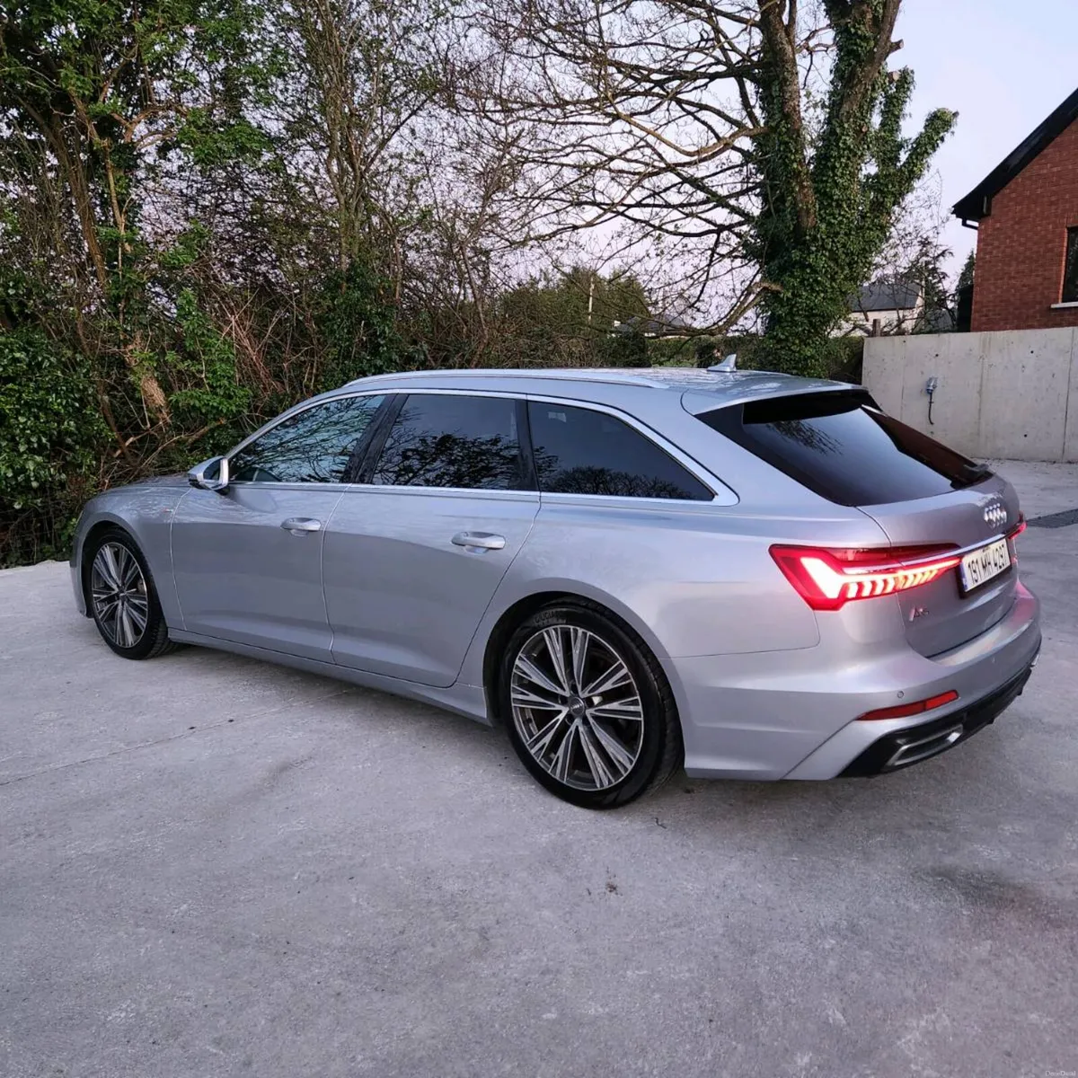 2019 Audi A6 Avant - Image 2