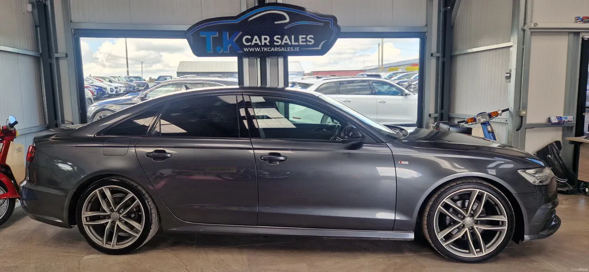 17 AUDI A6 S-LINE BLACK EDITION AUTOMATIC - Image 2