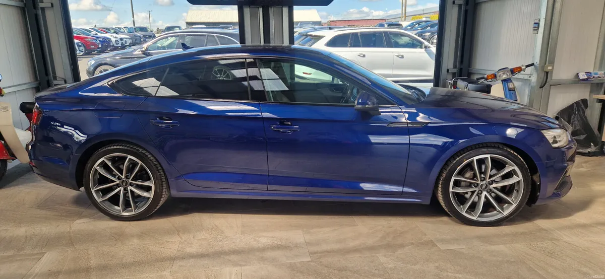 17 AUDI A5 SPORT 2.0 DIESEL 187 BHP - Image 3