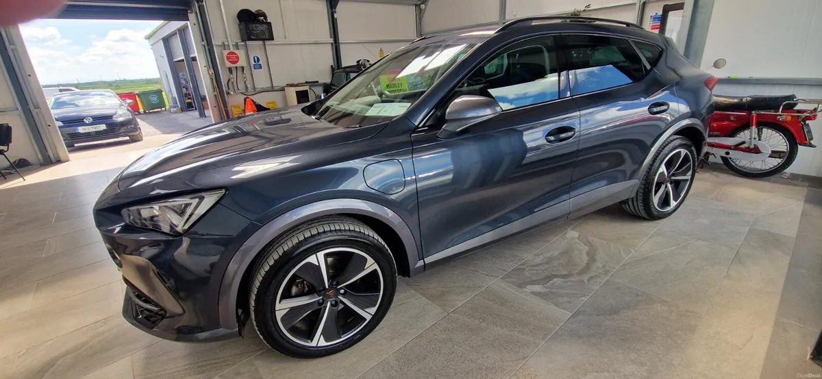 23 CUPRA FORMENTOR HYBRID - Image 2