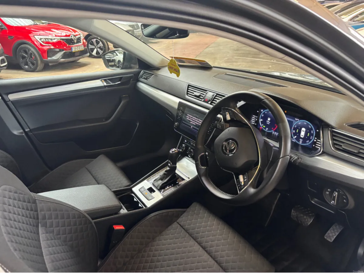 Skoda Superb AMBITION 2.0 TDI 150HP AUTO - Image 2