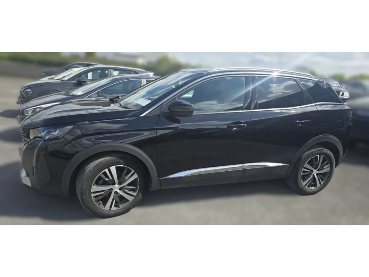 Peugeot 3008 FL ALLURE 1.5 HDI 130 6.4 4DR - Image 3