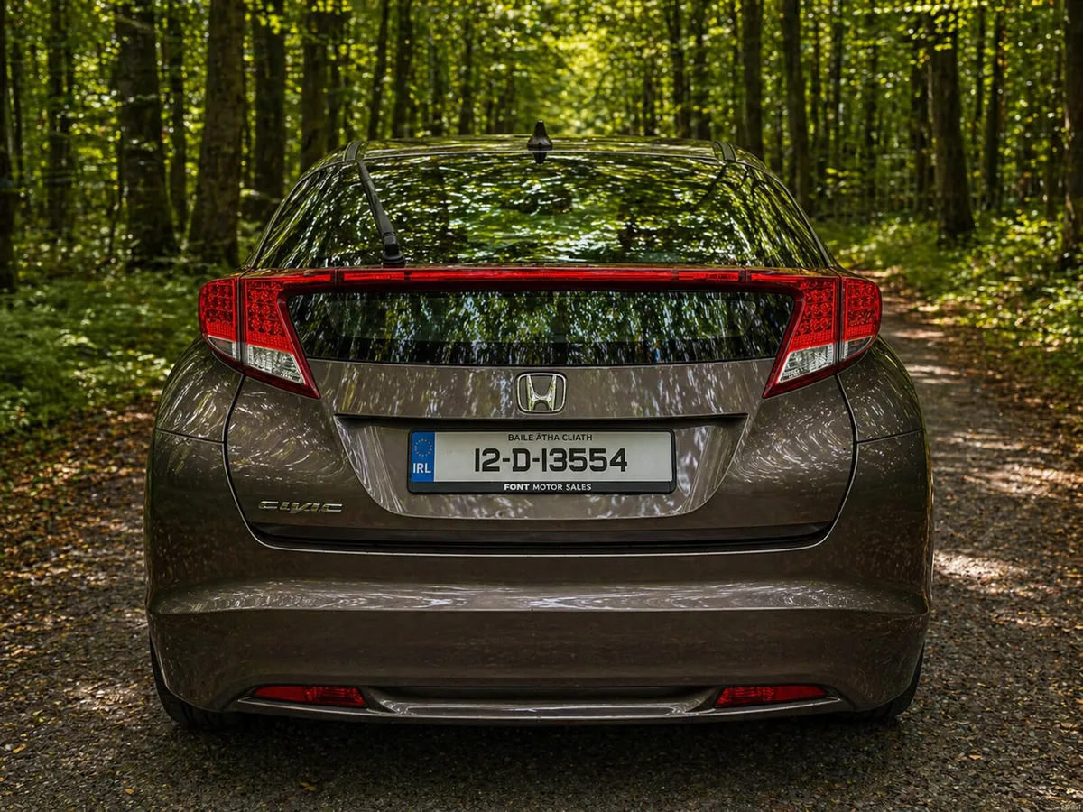 12 Honda Civic SE 1.4 - NEW NCT - Image 4