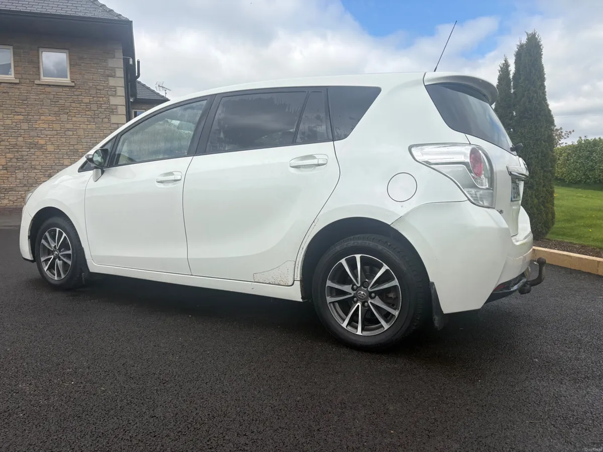 Toyota Verso 2013 - Image 6