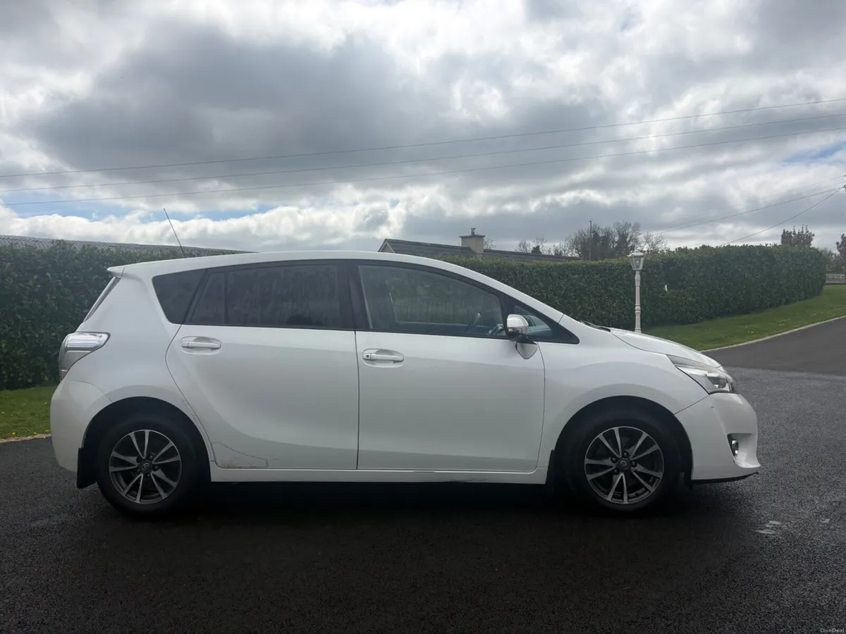 Toyota Verso 2013 - Image 3
