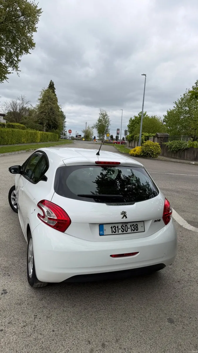 Peugeot 208 2013 - Image 4