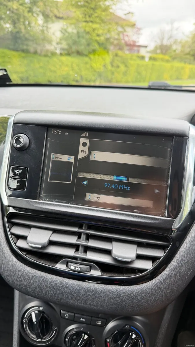 Peugeot 208 2013 - Image 1