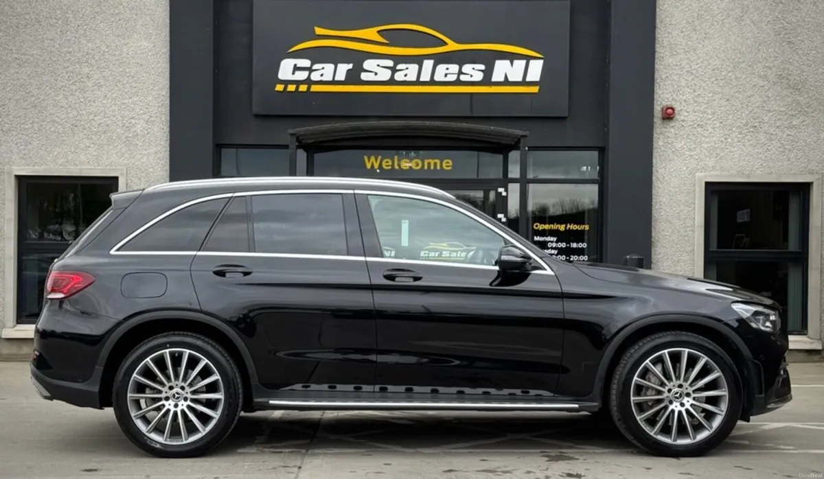 2.0 GLC300d AMG Line (Premium) SUV 5dr Diesel G-Tr - Image 3
