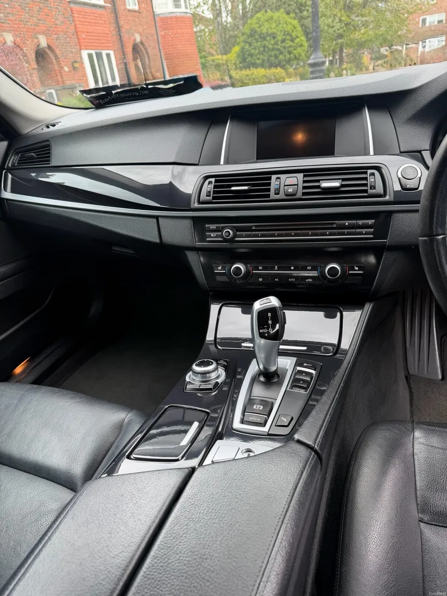 2014 BMW 520d Touring (Luxury Spec) Facelift Model - Image 5