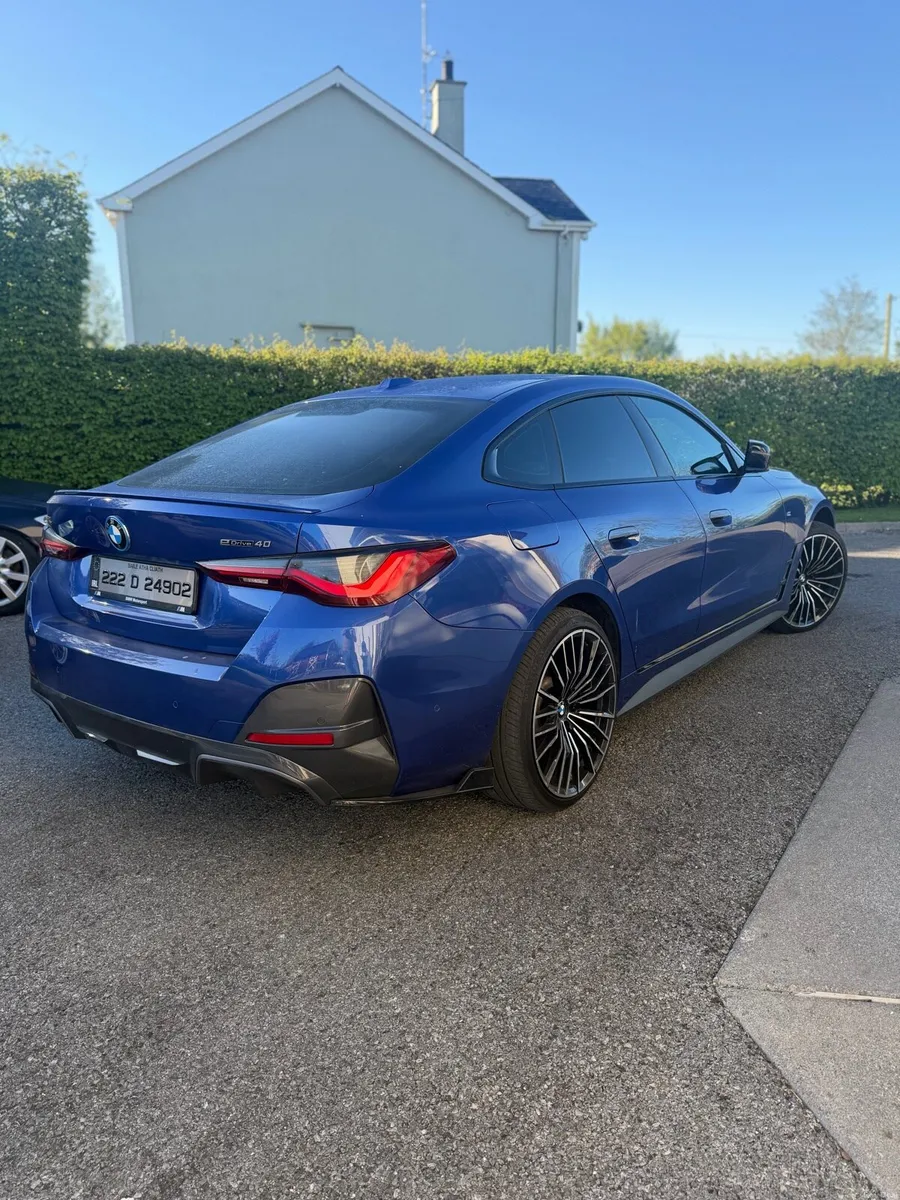 222 BMW i4 40 M Sport - Image 2