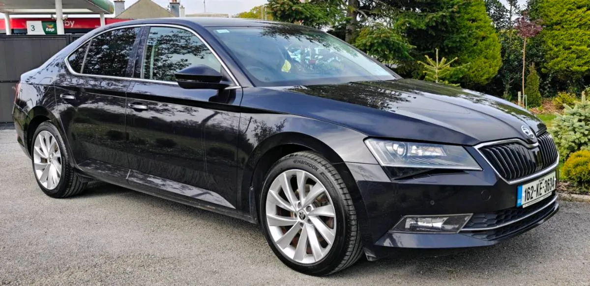 Skoda Superb - Image 3
