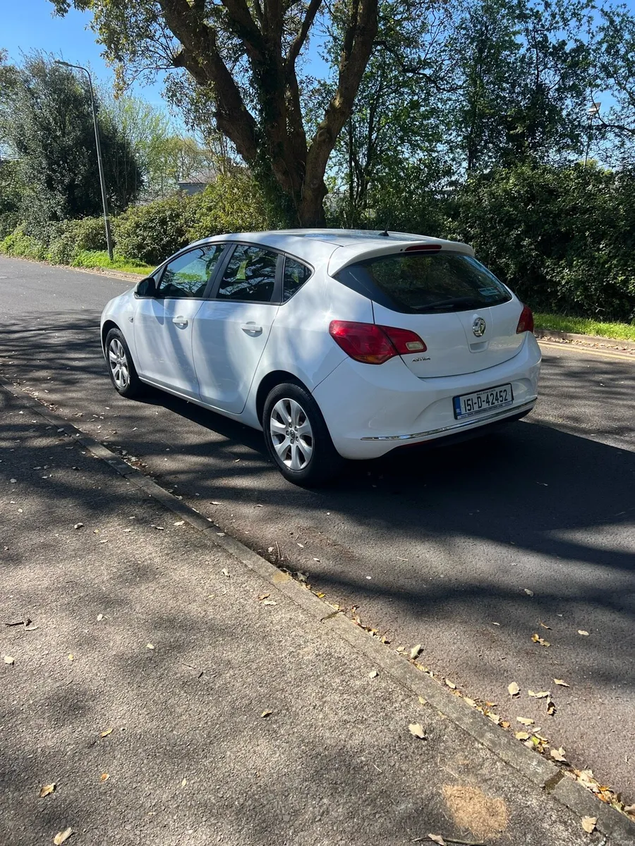 Opel Astra 1.4 petrol 2015 taxed and Nct - Image 3