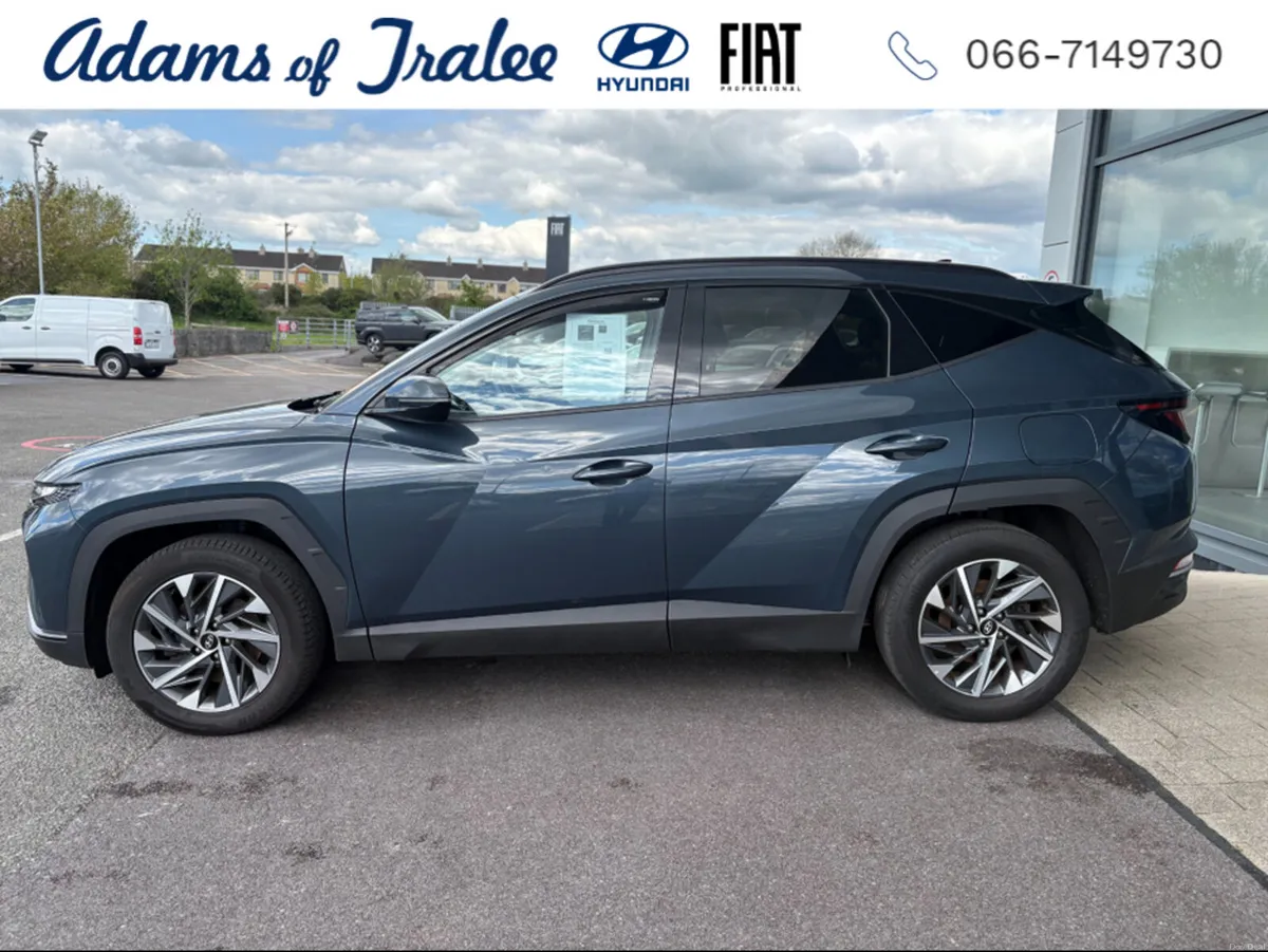 Hyundai Tucson EXECUTIVE 5DR - Image 3