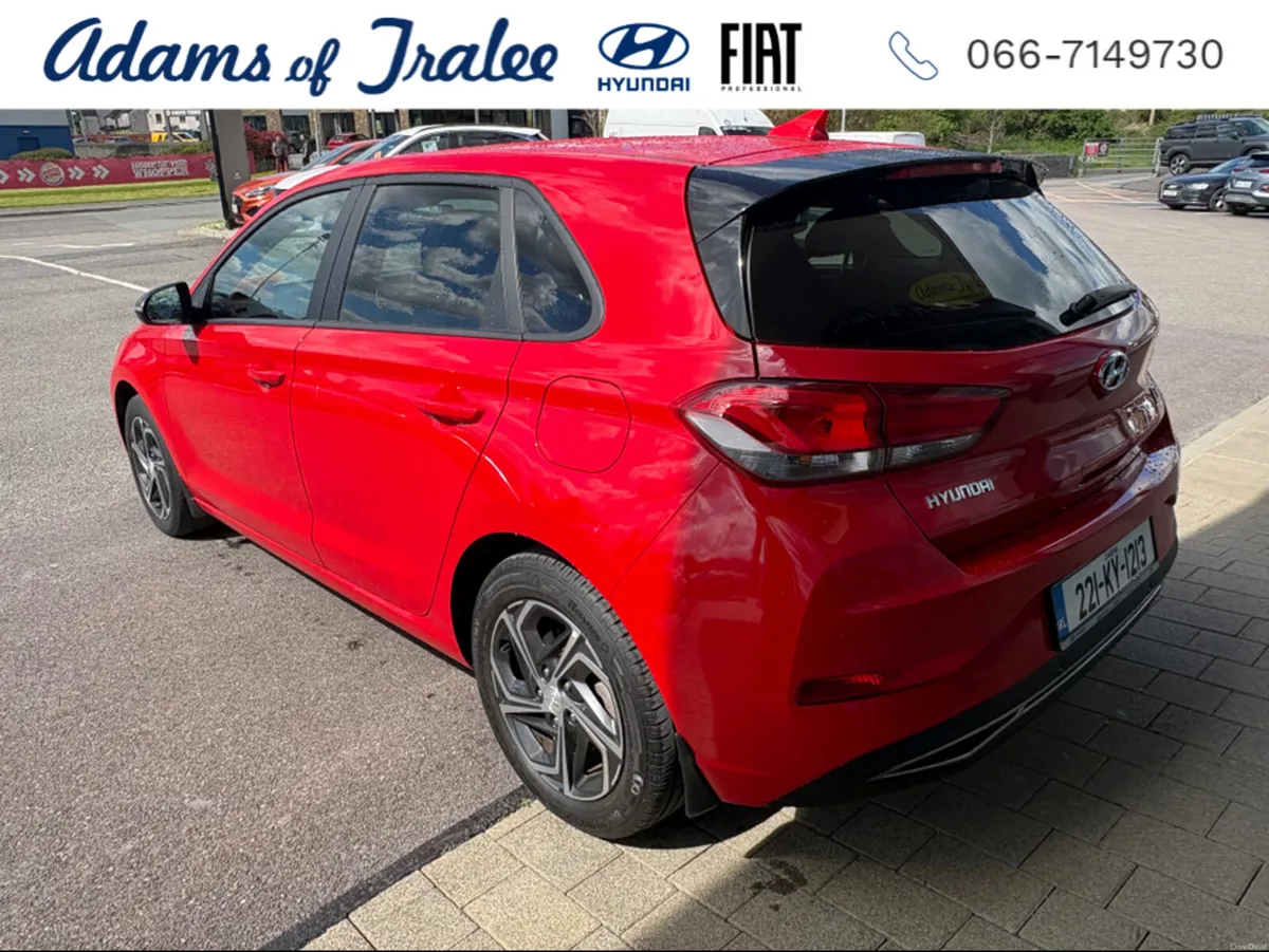 Hyundai i30 I30 DELUXE Diesel 5 Dr - Image 2