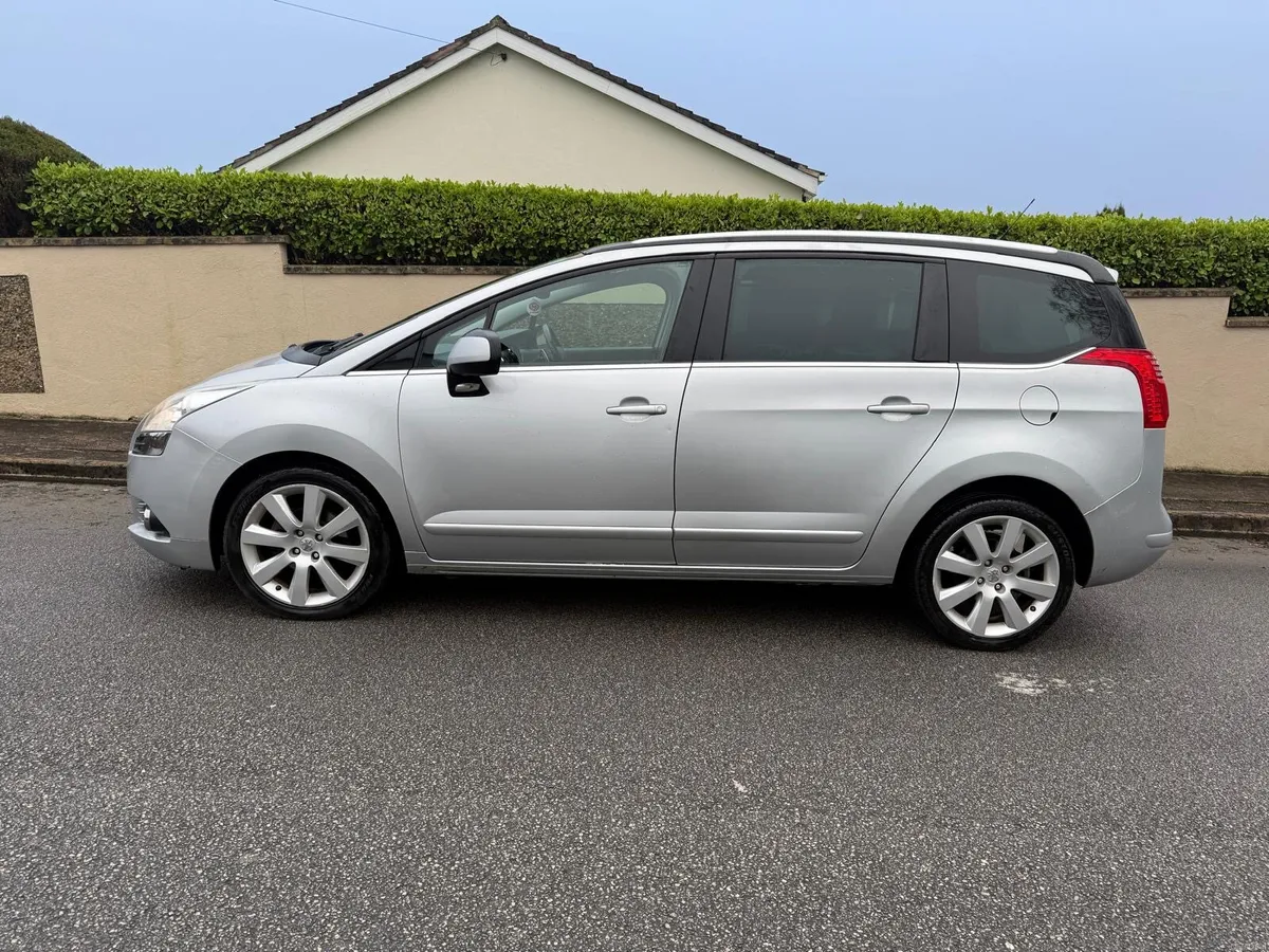 2013 Peugeot 5008 7 Seater Automatic - Image 4