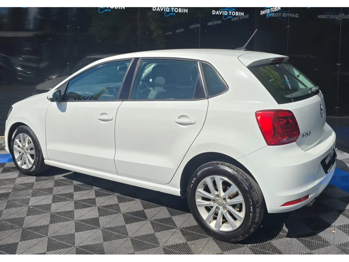 Volkswagen Polo 1.2 TSI AUTO/REVERSING CAMERA - Image 3