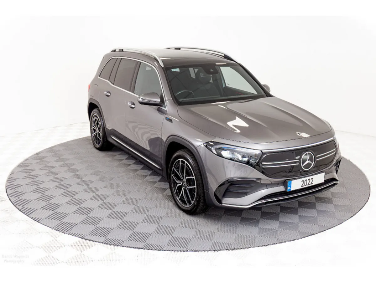 Mercedes-Benz EQB EQB 300 4MATIC AMG LINE PREMIUM - Image 1