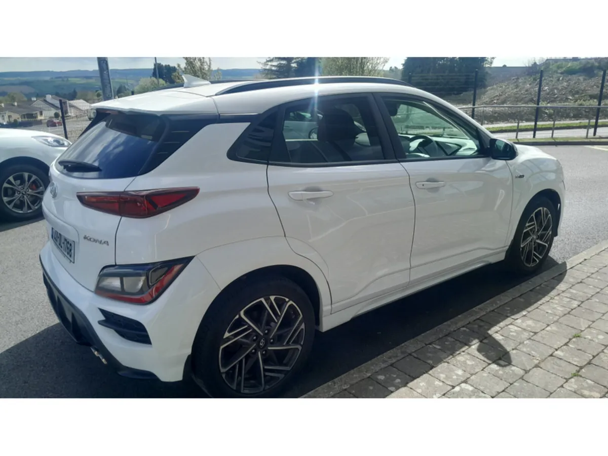 Hyundai KONA KAUAI PETROL 5DR - Image 5