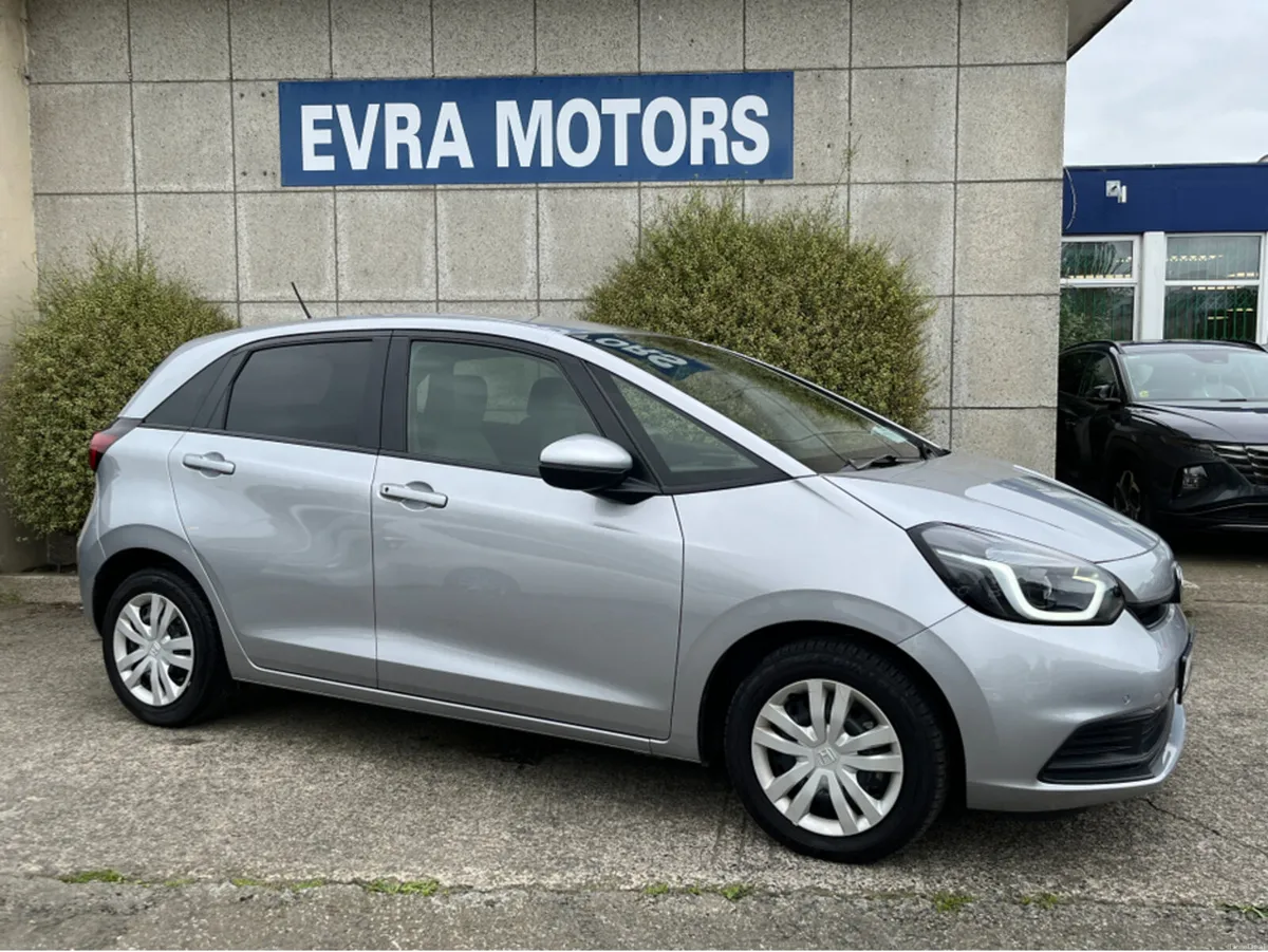 Honda Fit E:HEV AUTOMATIC HYBRID 1.5 PETROL //REVE - Image 3