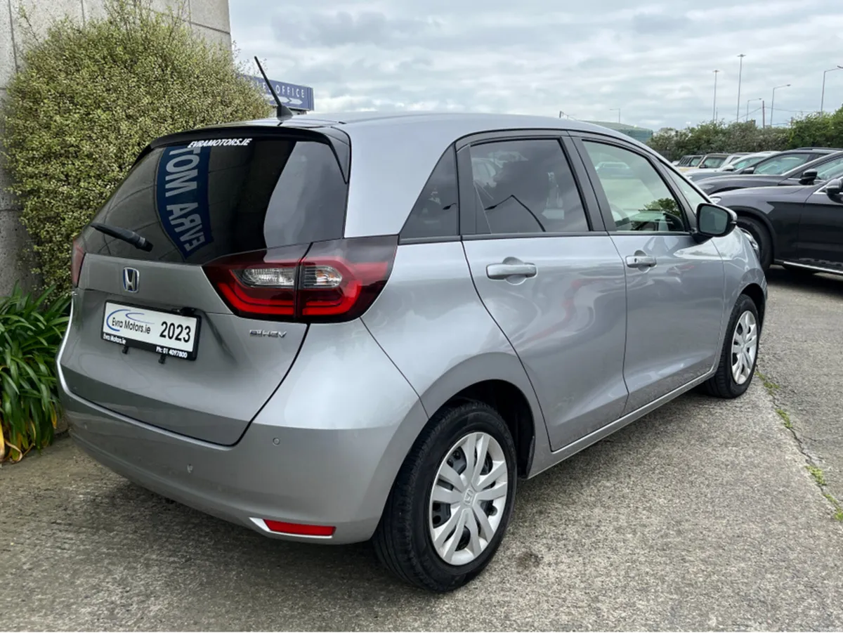 Honda Fit E:HEV AUTOMATIC HYBRID 1.5 PETROL //REVE - Image 4