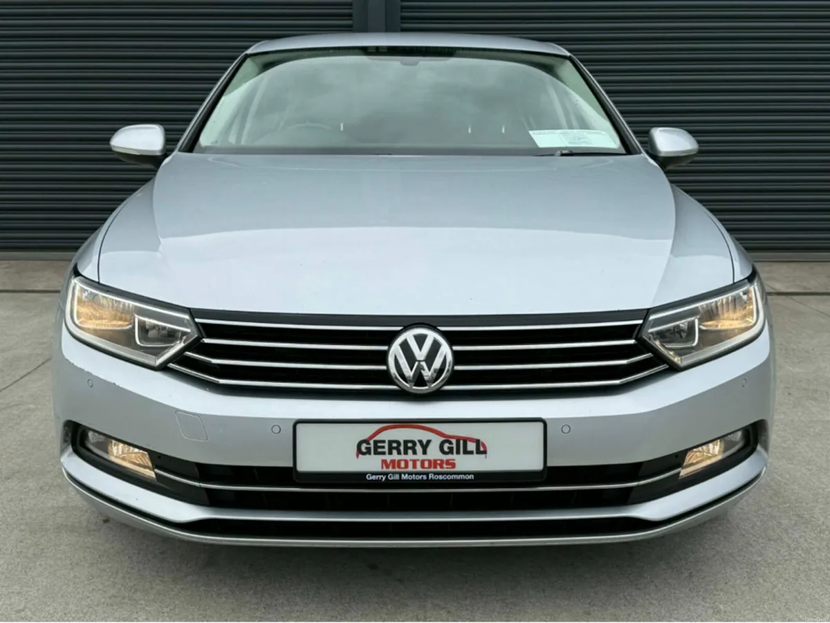 Volkswagen Passat 2.0 TDI SE BUSINESS BLUEMOTION 1 - Image 2