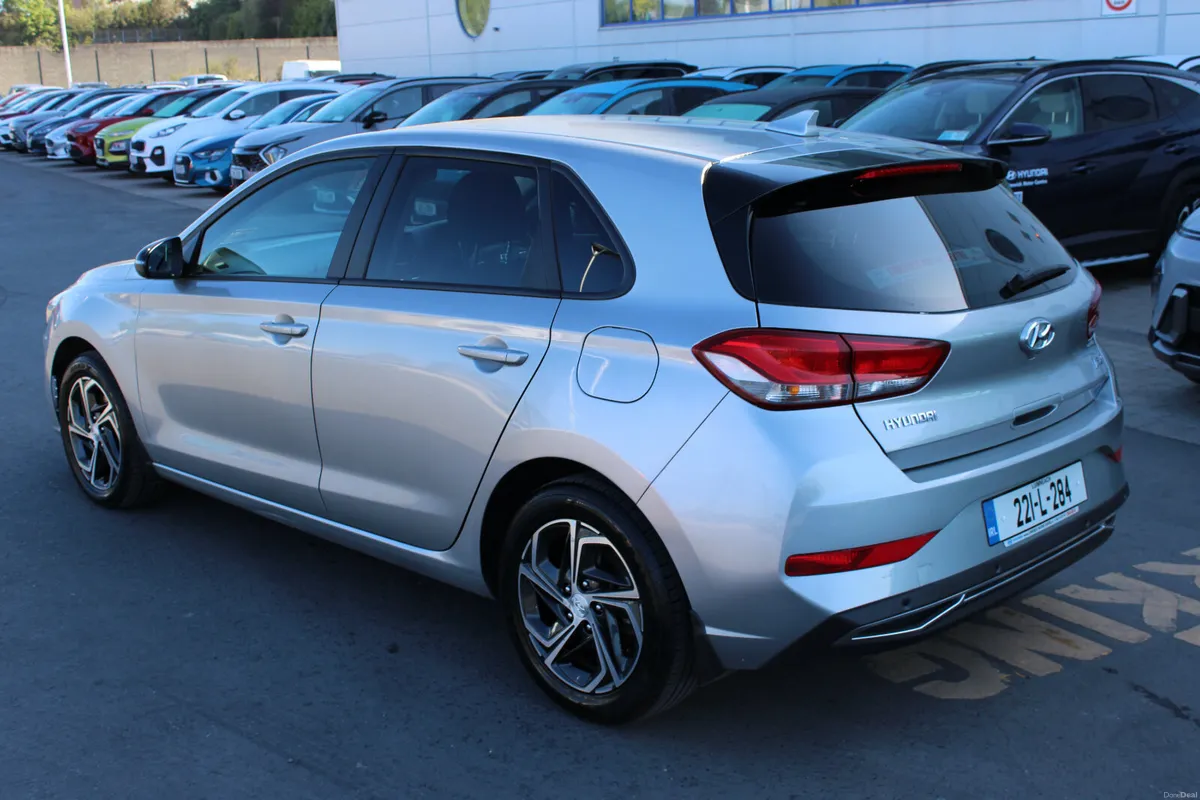 Hyundai i30 2022 - Image 3
