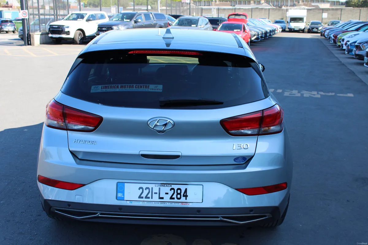 Hyundai i30 2022 - Image 4