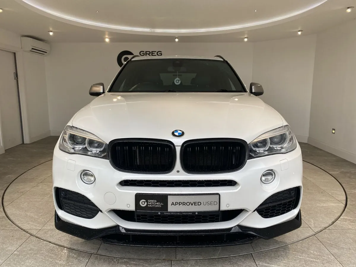 BMW X5 2018 - Image 2
