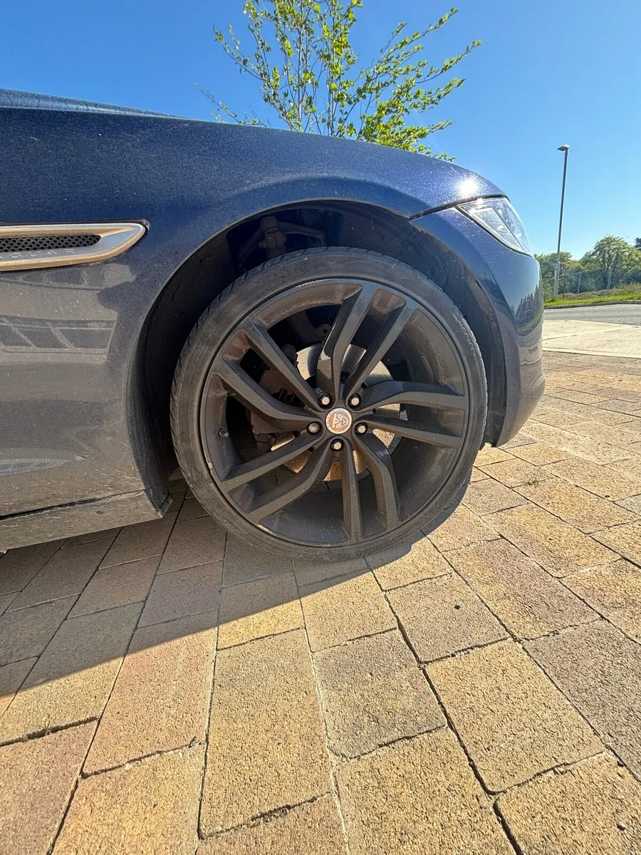 2016 Jaguar XF portfolio 20D Auto - Reduced Price - Image 4