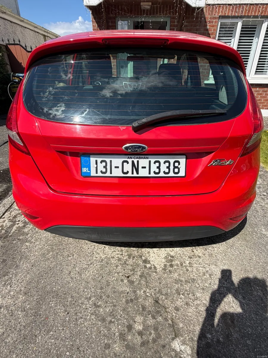 Ford Fiesta 2013 - Image 2