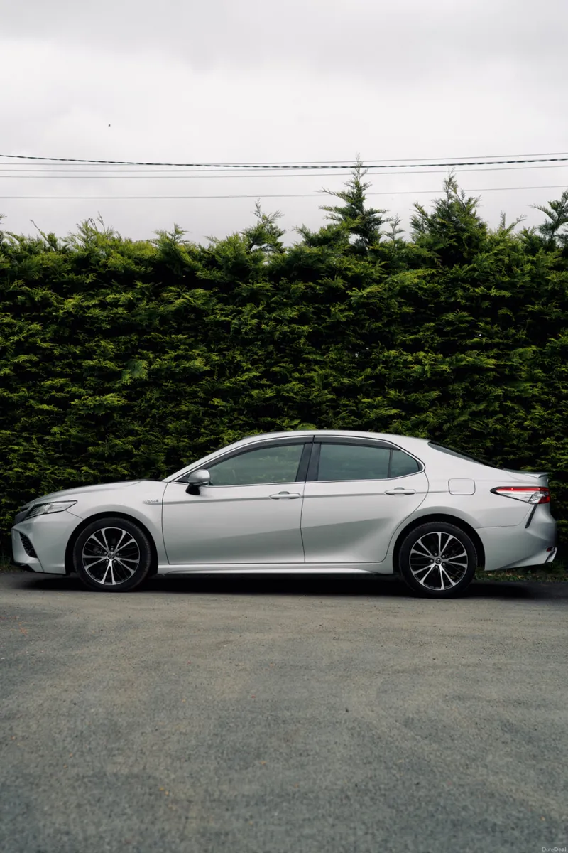Toyota Camry 2.5 WS 2019 - Image 2
