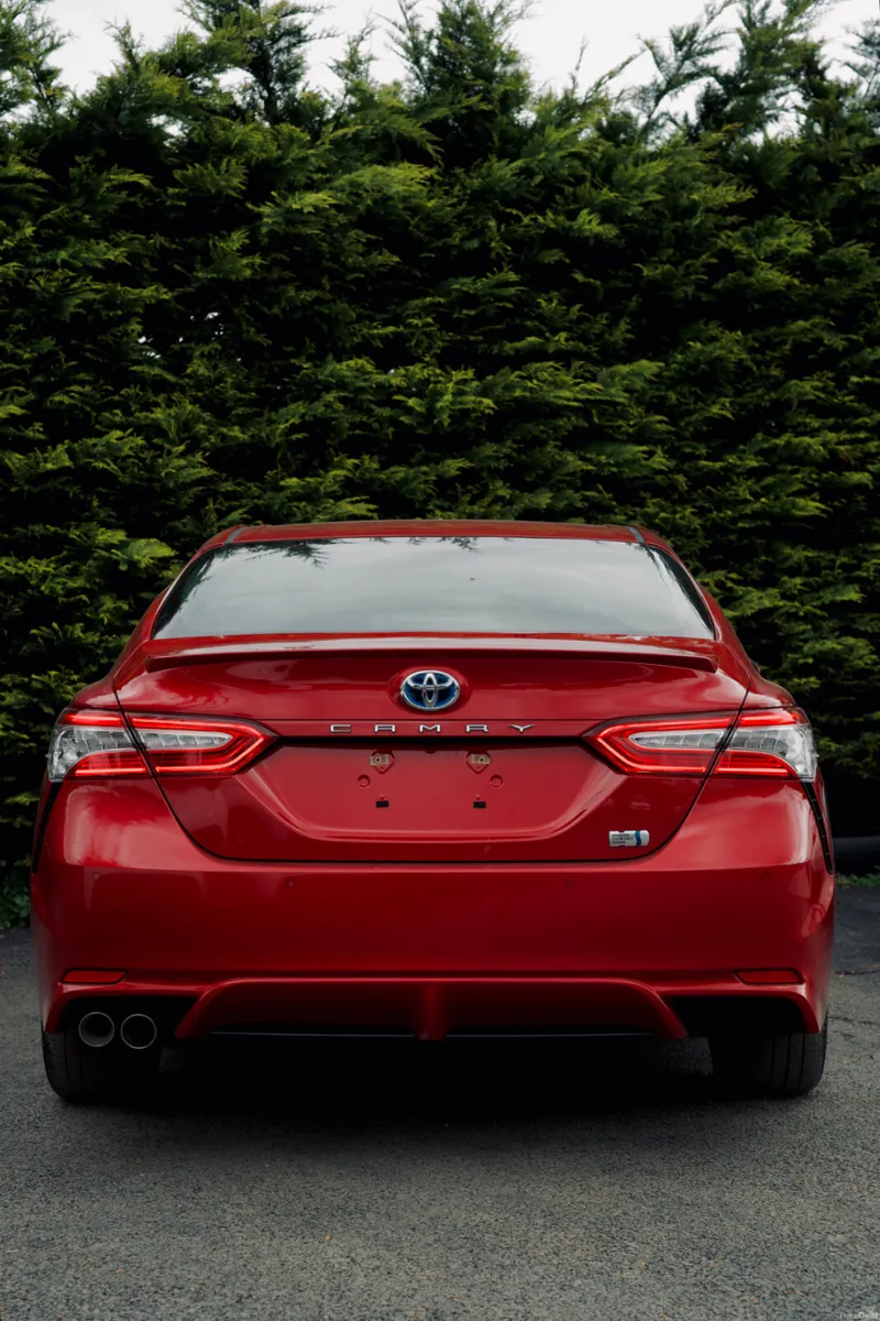 Toyota Camry 2.5 WS 2018 - Image 4