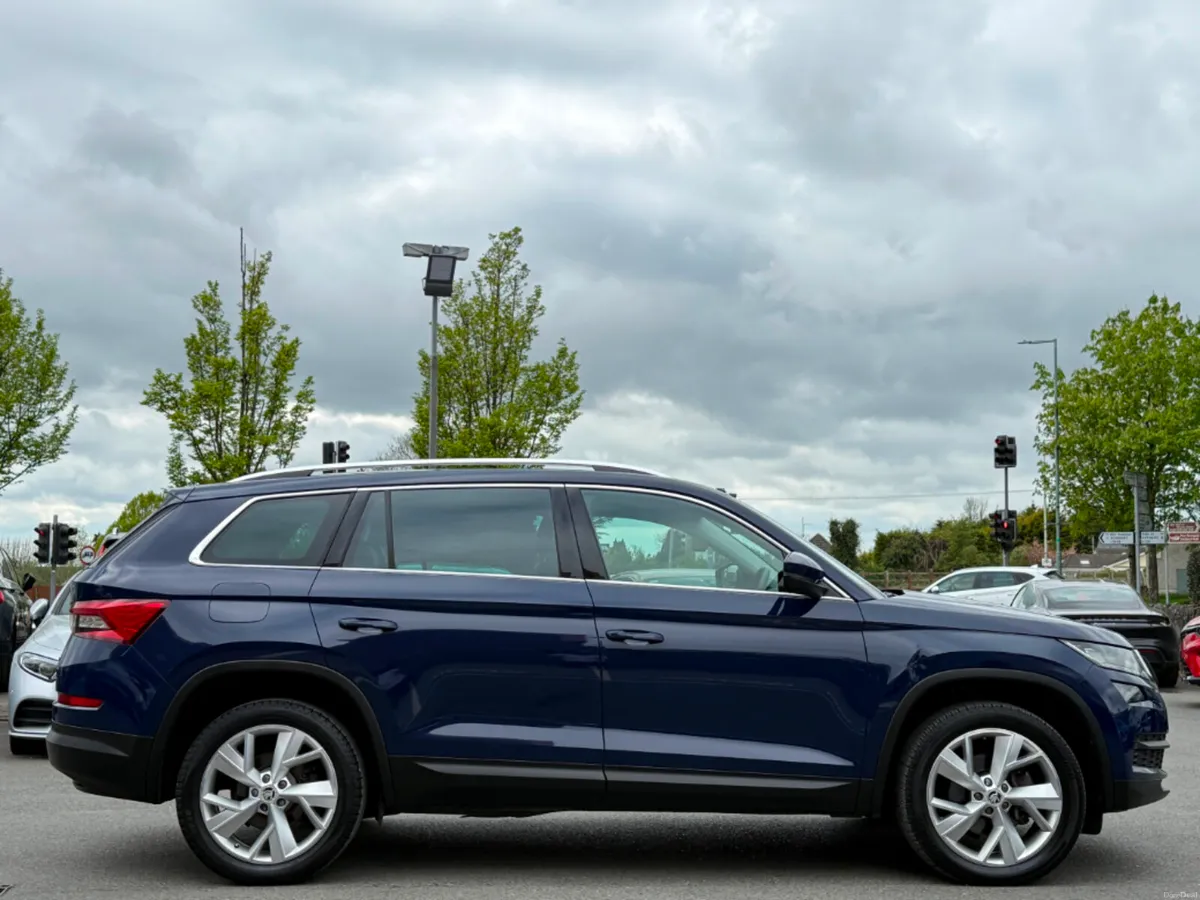 Skoda Kodiaq STYLE 2.0 TDI 150HP DSG 7 SEATER *LOW - Image 4