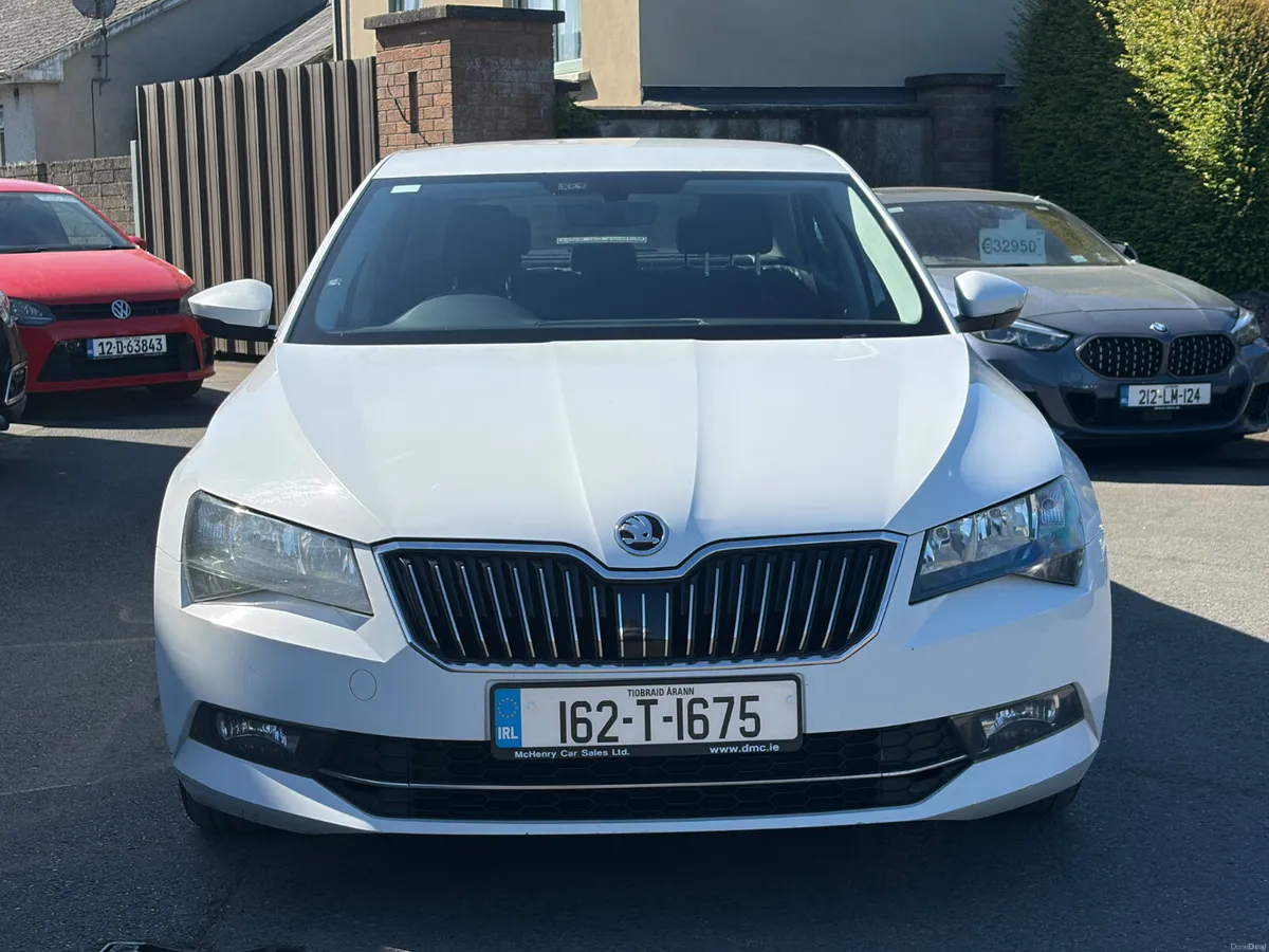 162 Skoda Superb 2.0TDI - Image 2